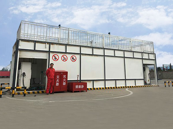 阻隔防爆橇裝加油站附近是能夠撥打電話？